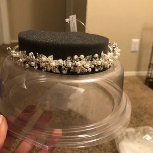 David bridal head piece collection